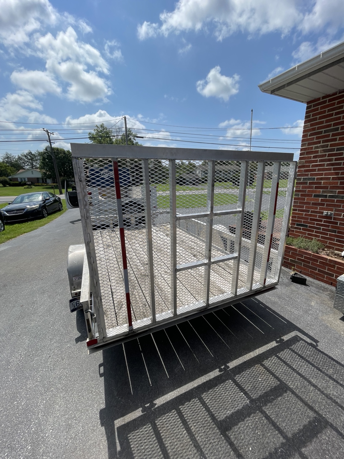 Aluminum trailer gate
